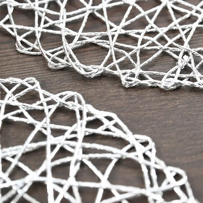 Round Woven Metallic Foil Placemats (1pc)