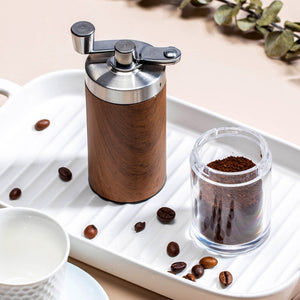 Handgemachte Kaffeemühle mit verstellbarem Keramikmahlwerk