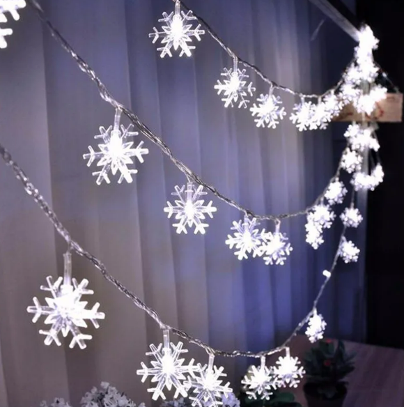 Schneeflocken Lichterkette für Winter- & Weihnachtsdekoration