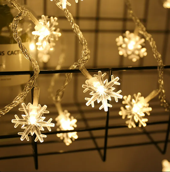 Schneeflocken Lichterkette für Winter- & Weihnachtsdekoration