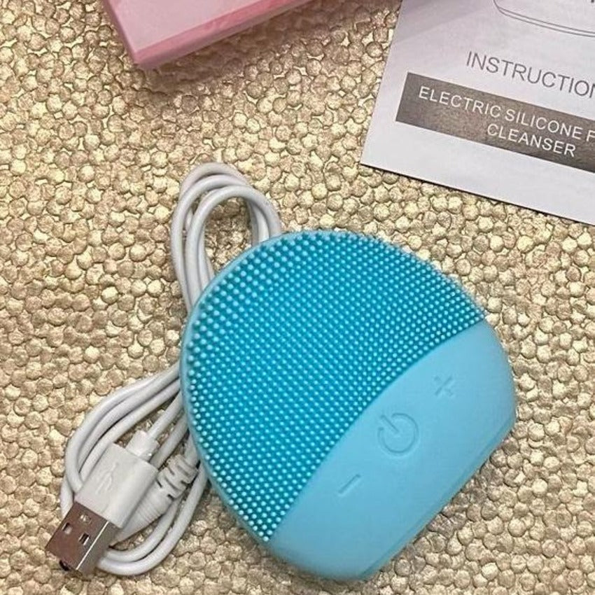 GlowPro Rechargeable Exfoliation Brush