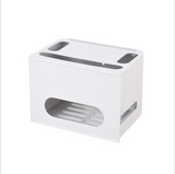 Caja de almacenamiento y organizador de cables con protección para la regleta